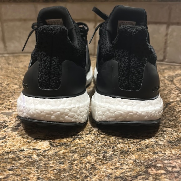 Adidas 5.0 dna ultra boost size 8.5 men’s black/white - Picture 4 of 7